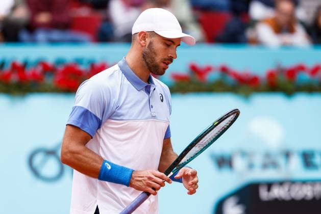 April 24, 2024, Madrid, Madrid, SPAIN: Borna Coric of Croatia looks on against Benjamin Hassan of Germany during the Mutua Madrid Open 2024, ATP, Tennis Herren Masters 1000 and WTA, Tennis Damen 1000, tournament celebrated at Caja Magica on April 24, 2024 in Madrid, Spain. Madrid SPAIN - ZUMAa181 20240424_zaa_a181_064 Copyright: xIrinaxR.xHipolitox