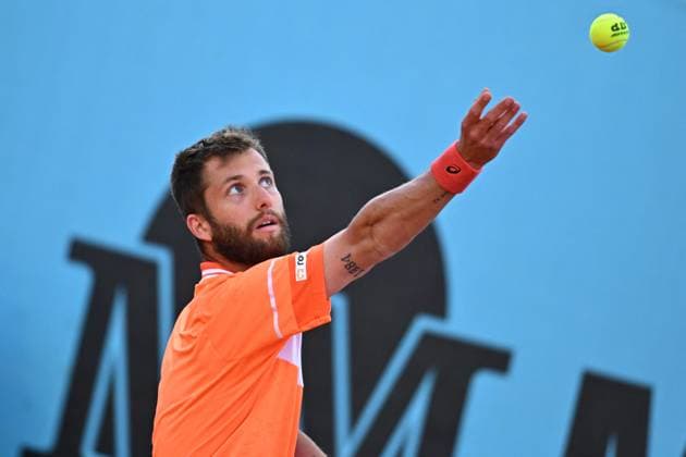 Sport Bilder des Tages Mutua Madrid Open Corentin Moutet (FRA) during his first round match at the Mutua Madrid Open in Madrid , Spain, on April, 24, 2024. Photo by Corinne Dubreuil ABACAPRESS.COM Madrid  Copyright: xDubreuilxCorinne ABACAx