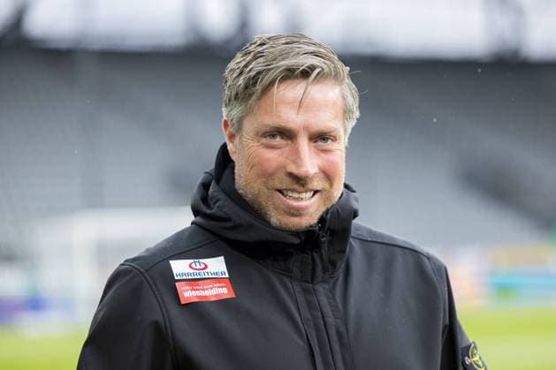 23.04.2024, Tivoli Stadion Tirol, Innsbruck, AUT, 1. FBL, WSG Swarovski Tirol vs FK Austria Wien, Qualifikationsgruppe, 28. Runde, im Bild Trainer Michael Wimmer (FK Austria Wien) during the Admiral Bundesliga, Qualification group, 28th round match between WSG Swarovski Tirol and FK Austria Wien at the Tivoli Stadion Tirol in Innsbruck, Austria on 2024 04 23. Expa Innsbruck *** 23 04 2024, Tivoli Stadion Tirol, Innsbruck, AUT, 1 FBL, WSG Swarovski Tirol vs FK Austria Wien, Qualification group, 28 round, in the picture coach Michael Wimmer FK Austria Wien during the Admiral Bundesliga, Qualification group, 28th round match between WSG Swarovski Tirol and FK Austria Wien at the Tivoli Stadion Tirol in Innsbruck, Austria on 2024 04 23 Expa Innsbruck  EP_gro