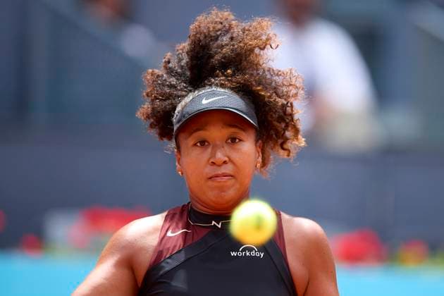 Mutua Madrid Open - Day Four Naomi Osaka of Japan returns a shot against Liudmila Samsonova during day four of the Mutua Madrid Open 2024 at Caja Magica on April 25, 2024, in Madrid, Spain. Madrid Caja Magica Madrid Spain RL_MMO24_00894 Copyright: xRicardoxLarreinax