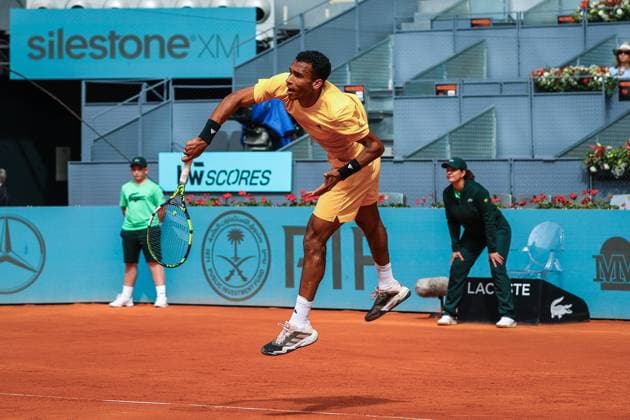 Felix Auger-Aliassime Vs Yoshihito Nishioka during he Mutua Madrid Open in Madrid, Spain - 25 Apr 2024 Felix Auger-Aliassime of Canada plays against Yoshihito Nishioka of Japan (Not in view) on Day Four of the Mutua Madrid Open 2024 tournament at La Caja Magica. Felix Won 2-1 Usera Spain Copyright: xMiguelxReisx xSOPAxImagesx Mutua Madrid Open MR -8836