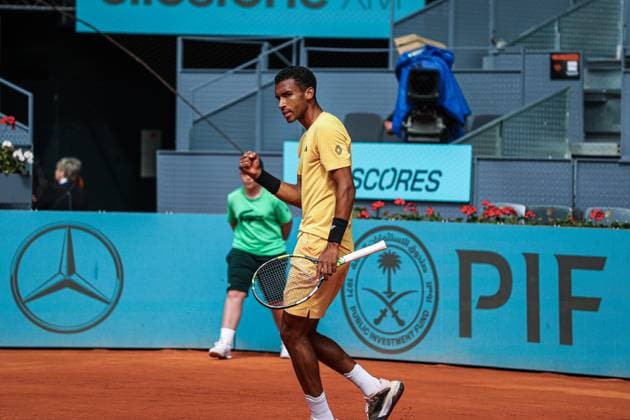 Felix Auger-Aliassime Vs Yoshihito Nishioka during he Mutua Madrid Open in Madrid, Spain - 25 Apr 2024 Felix Auger-Aliassime of Canada plays against Yoshihito Nishioka of Japan (Not in view) on Day Four of the Mutua Madrid Open 2024 tournament at La Caja Magica. Felix Won 2-1 Usera Spain Copyright: xMiguelxReisx xSOPAxImagesx Mutua Madrid Open MR -8908