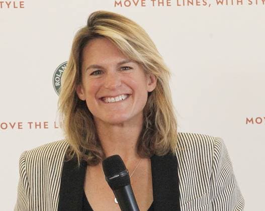 Conference de presse de Presentation du court Suzanne-Lenglen arborant son nouveau toit retractable a Roland-Garros a Paris en presence de Amelie Mauresmo Tennis : Le nouveau court Suzanne-Lenglen -25 04 2024 JonathanRebboah Panoramic 