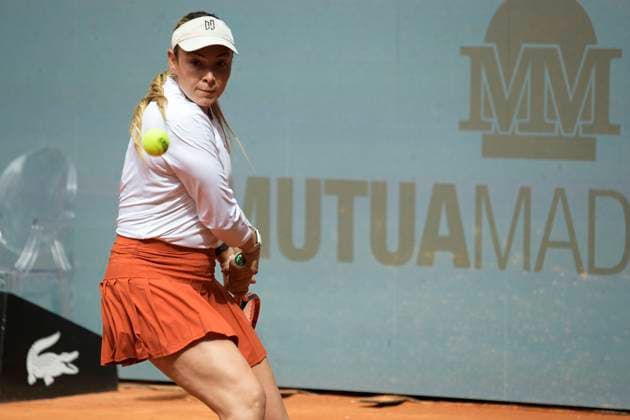 Mutua Madrid Open - Day Three Donna Vekic of Croatia is in action during the 2024 ATP, Tennis Herren Tour Madrid Open tennis tournament at Caja Magica in Madrid, Spain, on April 25, 2024. Madrid Spain  Copyright: xJuanxCarlosxLucasx originalFilename:lucas-notitle240425_npRww.jpg