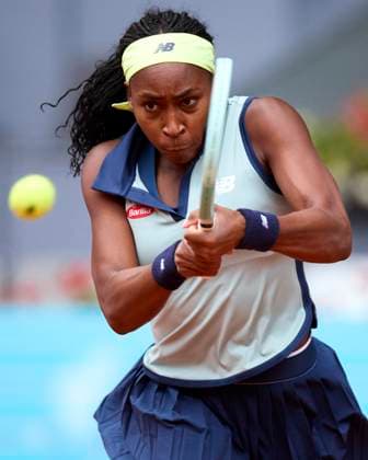 Mutua Madrid Open - Day Four Coco Gauff of United States returns a shot against Arantxa Rus of Netherland during day four of the Mutua Madrid Open 2024 at Caja Magica on April 25, 2024, in Madrid, Spain. Madrid Caja Magica Madrid Spain RL_MMO24_01075 Copyright: xRicardoxLarreinax