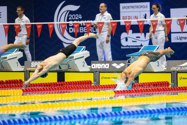 400m Lagen, Maenner, A-Finale Finn Wendland (W98 Hannover), Cedric Buessing (SG Essen) GER, 135. Deutsche Meisterschaften Schwimmen, Schwimmen, 25.04.2024 GER, 135. Deutsche Meisterschaften Schwimmen, Schwimmen, 25.04.2024 Berlin *** 400m medley, men, A final Finn Wendland W98 Hannover , Cedric Buessing SG Essen GER, 135 German Championships Swimming, Swimming, 25 04 2024 GER, 135 German Championships Swimming, Swimming, 25 04 2024 Berlin Copyright: xEibner-Pressefoto JadrankoxMarjax EP_JMC