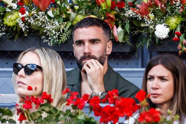 April 25, 2024, Madrid, Madrid, SPAIN: Dani Carvajal of Real Madrid watching the match between Rafael Nadal of Spain and Darwin Blanch of USA during the Mutua Madrid Open 2024, ATP, Tennis Herren Masters 1000 and WTA, Tennis Damen 1000, tournament celebrated at Caja Magica on April 25, 2024 in Madrid, Spain. Madrid SPAIN - ZUMAa181 20240425_zaa_a181_078 Copyright: xIrinaxR.xHipolitox