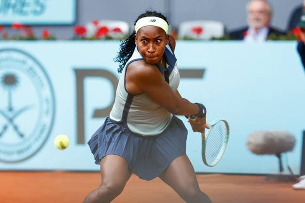 April 25, 2024, Madrid, Madrid, SPAIN: Coco Gaulf of USA in action against Arantxa Rus of Netherland during the Mutua Madrid Open 2024, ATP, Tennis Herren Masters 1000 and WTA, Tennis Damen 1000, tournament celebrated at Caja Magica on April 25, 2024 in Madrid, Spain. Madrid SPAIN - ZUMAa181 20240425_zaa_a181_091 Copyright: xIrinaxR.xHipolitox