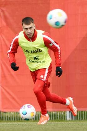 BRAJAN GRUDA TRAINING 1 FSV MAINZ 05 MAINZ