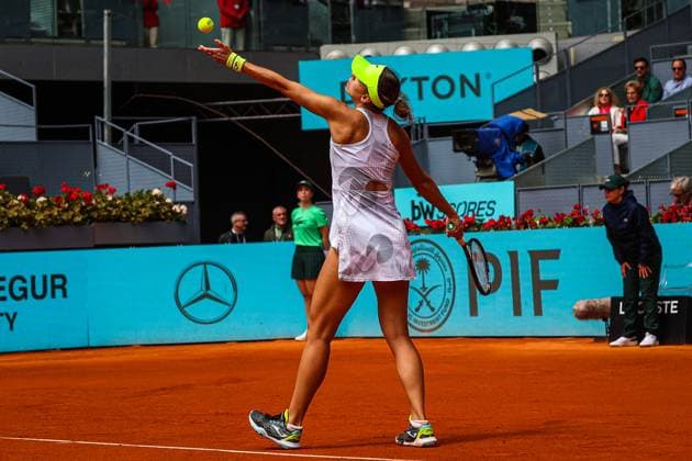 Mutua Madrid Open 2024: Magda Linette Vs Aryna Sabalenka in Spain - 26 Apr 2024 Magda Linette of Poland plays against Aryna Sabalenka of Belarus on Day Five of the Mutua Madrid Open 2024 tournament at La Caja Magica. Final score; Magda Linette 1:2 Aryna Sabalenka. Usera Spain Copyright: xMiguelxReisx xSOPAxImagesx Mutua Madrid Open MR -9485