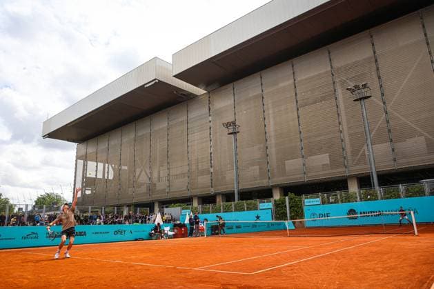 Mutua Madrid Open 2024: Casper Ruud Vs Jannik Sinner in Spain - 26 Apr 2024 Jannik Sinner of Italy practice against Casper Ruud of Norway on Day Five of the Mutua Madrid Open 2024 tournament at La Caja Magica. Usera Spain Copyright: xMiguelxReisx xSOPAxImagesx Mutua Madrid Open MR -3501