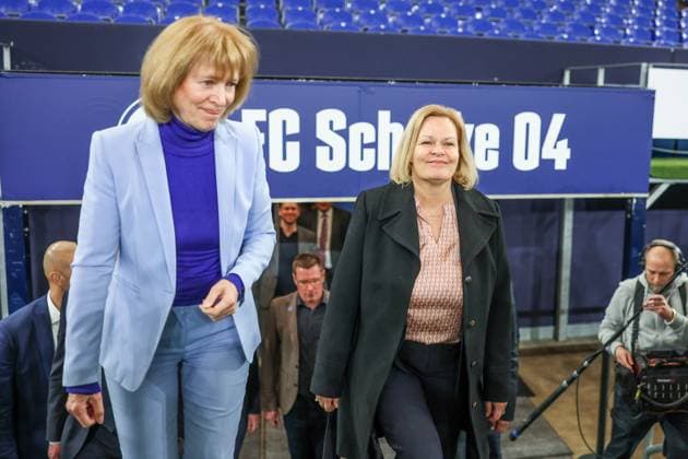 26 04 2024, Football, Euro 2024, Federal Minister of the Interior Nancy Faeser Visits the venue Gelsenkirchen, f l Gelsenkirchens Lord Mayor Karin Welge SPD , Federal Minister of the Interior Nancy Faeser Gelsenkirchen Veltins Arena NRW Germany xRHR PHOTO TRx Copyright: TimxRehbein RHR-FOTOx RHR-FOTO TR