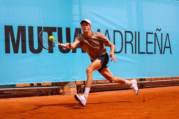Mutua Madrid Open 2024: Casper Ruud Vs Jannik Sinner in Spain - 26 Apr 2024 Jannik Sinner of Italy practice against Casper Ruud of Norway on Day Five of the Mutua Madrid Open 2024 tournament at La Caja Magica. Usera Spain Copyright: xMiguelxReisx xSOPAxImagesx Mutua Madrid Open MR -3314