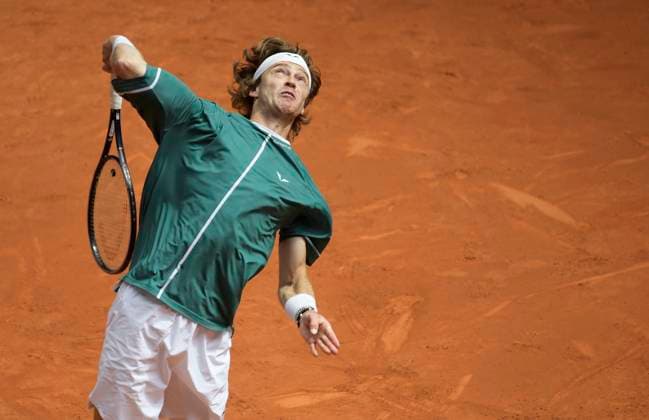 Mutua Madrid Open - Day Four Andrey Andreyevich Rublev of Russia is in action during the 2024 ATP, Tennis Herren Tour Madrid Open tennis tournament at Caja Magica in Madrid, Spain, on April 26, 2024. Madrid Spain  Copyright: xJuanxCarlosxLucasx originalFilename:lucas-notitle240426_npeVR.jpg