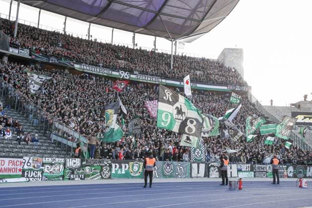 26 04 2024, xtgx, Soccer 2 Bundesliga, Hertha BSC Berlin Hannover 96 emspor, v l symbol photo, symbol picture fans Hannover 96 DFL DFB REGULATIONS PROHIBIT ANY USE OF PHOTOGRAPHS as IMAGE SEQUENCES and or QUASI VIDEO Berlin