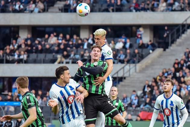 Soccer 2 Bundesliga, Hertha BSC Hannover 96 26 04 2024,xdanx,Soccer 2 Bundesliga, Hertha BSC Hannover 96, v l Haris Tabakovic Hertha BSC 25 ,Phil Neumann Hannover 96 5 ,Marc Oliver Kempf Hertha BSC 20 ,for header,duel, duel, fight, tackle DFL DFB REGULATIONS PROHIBIT ANY USE OF PHOTOGRAPHS as IMAGE SEQUENCES and or QUASI VIDEO Photo Daniel Lakomski Berlin Olympiastadion Berlin Berlin Germany EN Copyright: xDanielxLakomskix