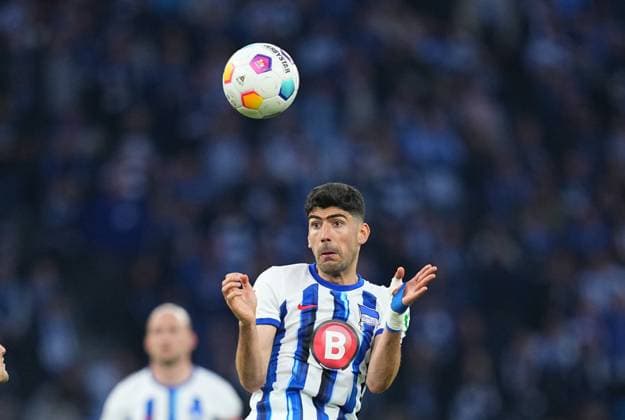 Andreas Bouchalakis Hertha Berlin heads, 2 Bundesliga, Hertha BSC vs Hannover 96, Olympic Stadium on April 26, 2024 in Berlin, Germany Photo by Ulrik Pedersen DeFodi Images Andreas Bouchalakis Hertha Berlin heads, 2 Bundesliga, Hertha BSC vs Hannover 96, Olympic Stadium on April 26, 2024 in Berlin, Germany Photo by Ulrik Pedersen DeFodi Images DFB DFL REGULATIONS PROHIBIT ANY USE OF PHOTOGRAPHS AS IMAGE SEQUENCES AND OR QUASI VIDEO Defodi 659 200636 01000866 Defodi-659 DFB DFL REGULATIONS PROHIBIT ANY USE OF PHOTOGRAPHS AS IMAGE SEQUENCES AND OR QUASI-VIDEO.