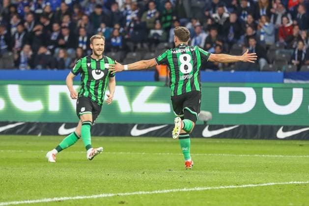 26 04 2024, xtgx, Soccer 2 Bundesliga, Hertha BSC Berlin Hannover 96 emspor, v l jubilation after the 1 1 by Enzo Leopold Hannover, 8 DFL DFB REGULATIONS PROHIBIT ANY USE OF PHOTOGRAPHS as IMAGE SEQUENCES and or QUASI VIDEO Berlin
