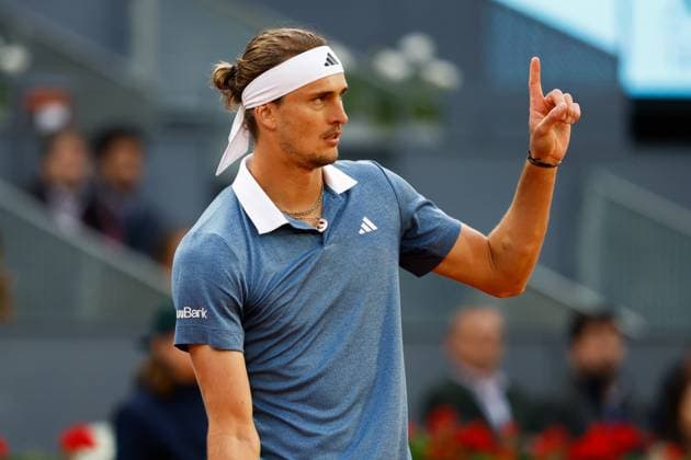 April 26, 2024, Madrid, Madrid, SPAIN: Alexander Zverev of Germany gestures against Borna Coric of Croatia during the Mutua Madrid Open 2024, ATP, Tennis Herren Masters 1000 and WTA, Tennis Damen 1000, tournament celebrated at Caja Magica on April 26, 2024 in Madrid, Spain. Madrid SPAIN - ZUMAa181 20240426_zaa_a181_083 Copyright: xIrinaxR.xHipolitox
