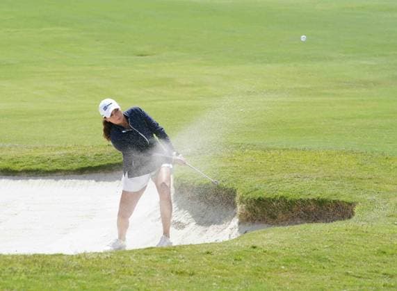 April 26, 2024: LPGA, Golf Damen - Ladies Professional Golf Association - ALEXA PANO hits her way out of the sand on the first hole at the JM Eagle LA Championship 2024, presented by Plastpro, Wilshire Country Club, Los Angeles, CA, USA, April 26, 2024..Credit Image cr ZUMA Press - ZUMAmt3_ 20240426_zaf_mt3_001 Copyright: xScottxMitchellx