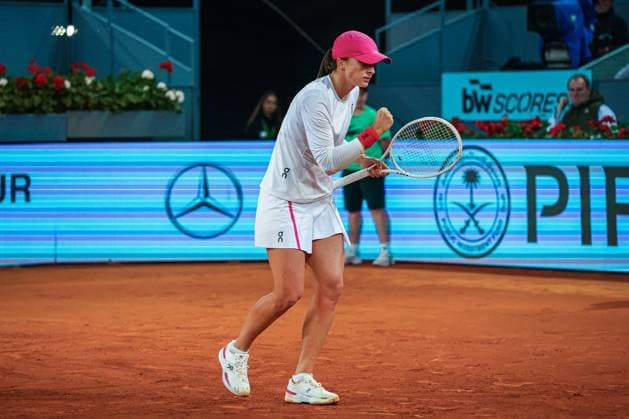Mutua Madrid Open 2024: Iga Swiatek Vs Sorana Cirstea in Spain - 27 Apr 2024 Iga Swiatek of Poland plays against Sorana Cîrstea of Romania on Day Six of the Mutua Madrid Open 2024 tournament at La Caja Magica. Final score; Iga Swiatek 2:0 Sorana Cirstea. Usera Spain Copyright: xMiguelxReisx xSOPAxImagesx Mutua Madrid Open MR -4418