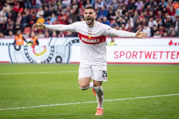 1. Fußball-Bundesliga: Bayer 04 Leverkusen - VfB Stuttgart, 27.04.2024 Torjubel zum 0:2 durch Deniz Undav (VfB Stuttgart, 26); Leverkusen, 27.04.2024 - Bayer 04 Leverkusen - VfB Stuttgart 31. Spieltag der 1. Fussball-Bundesliga: , Bayer 04 Leverkusen - VfB Stuttgart in der BayArena in Leverkusen. DFL REGULATIONS PROHIBIT ANY USE OF PHOTOGRAPHS AS IMAGE SEQUENCES AND OR QUASI-VIDEO. *** 1 Soccer Bundesliga Bayer 04 Leverkusen VfB Stuttgart, 27 04 2024 Goal celebration to 0 2 by Deniz Undav VfB Stuttgart, 26 Leverkusen, 27 04 2024 Bayer 04 Leverkusen VfB Stuttgart 31 Matchday of the 1 Soccer Bundesliga , Bayer 04 Leverkusen VfB Stuttgart in the BayArena in Leverkusen DFL REGULATIONS PROHIBIT ANY USE OF PHOTOGRAPHS AS IMAGE SEQUENCES AND OR QUASI VIDEO Copyright: xBEAUTIFULxSPORTS LeahxKohringx
