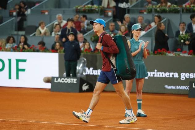Alex De Minaur (AUS), APRIL 27, 2024 - Tennis : Alex De Minaur during singles round of 64 match against Rafael Nadal on the ATP, Tennis Herren tour Masters 1000 Mutua Madrid Open tennis tournament at the Caja Magica in Madrid, Spain. Noxthirdxpartyxsales  (251465214)