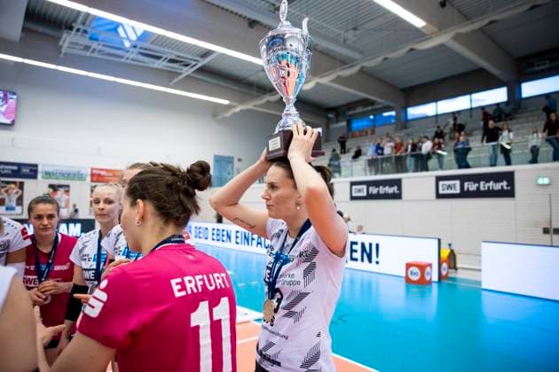 2 Bundesliga Women Pro Schwarz Weiss Erfurt vs Stralsunder Wildcats 27 04 2024 Lara Alyssa Darowski 13 Schwarz Weiss Erfurt 2 Bundesliga Women Pro Schwarz Weiss Erfurt vs Stralsunder Wildcats Riethsporthalle Erfurt 27 04 2024 Copyright: xBEAUTIFULxSPORTS Duehringx