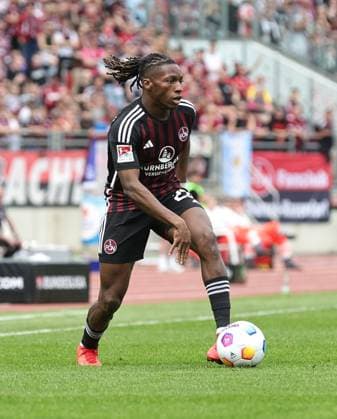 28 04 2024 Soccer Season 2023 2024 2 Soccer Bundesliga 31 Matchday 1 FC Nürnberg FCN Club Karlsruher SC KSC Sportfoto Zink DaMa xdaxmax DFL regulations prohibit any use of photographs as image sequences and or quasi video only for editorial use Joseph Hungbo 23, 1 FC Nürnberg FCN Freisteller Einzelbild