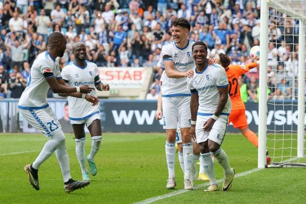 28 04 2024, xgox, Fußball 2 Bundesliga, 1 FC Magdeburg VfL Osnabrueck emspor, v l jubilation after the 1 0 by Bryan Teixeira Magdeburg, 8 DFL DFB REGULATIONS PROHIBIT ANY USE OF PHOTOGRAPHS as IMAGE SEQUENCES and or QUASI VIDEO Magdeburg