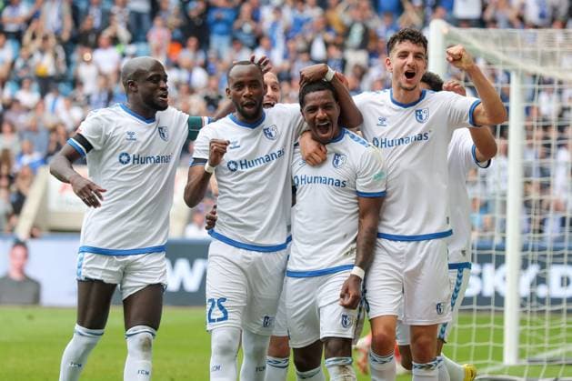 28 04 2024, xgox, Fußball 2 Bundesliga, 1 FC Magdeburg VfL Osnabrueck emspor, v l jubilation after the 1 0 by Bryan Teixeira Magdeburg, 8 DFL DFB REGULATIONS PROHIBIT ANY USE OF PHOTOGRAPHS as IMAGE SEQUENCES and or QUASI VIDEO Magdeburg