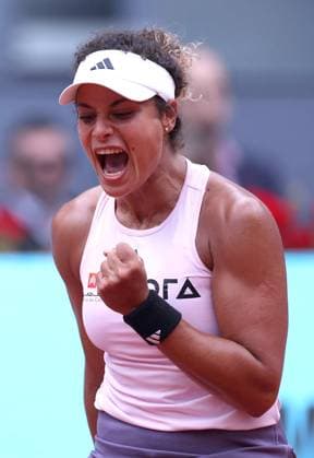 Mayar Sherif of Egypt celebrates Mutua Madrid Open, Day 7, Tennis, La Caja Magica, Madrid, Spain - 28 Apr 2024  Copyright: xEllaxLing Shutterstockx 14447603p