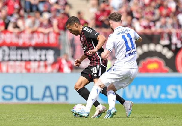 28 04 2024 Soccer Season 2023 2024 2 Soccer Bundesliga 31 Matchday 1 FC Nürnberg FCN Club Karlsruher SC KSC Sportfoto Zink DaMa xdaxmax DFL regulations prohibit any use of photographs as image sequences and or quasi video only for editorial use Jan Gyamerah 28, 1 FC Nürnberg FCN Budu Zivzivadze 11, Karlsruher SC KSC