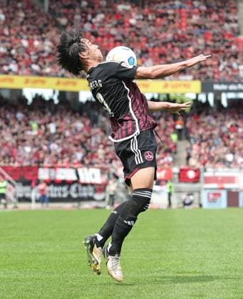28 04 2024 Soccer Season 2023 2024 2 Soccer Bundesliga 31 Matchday 1 FC Nürnberg FCN Club Karlsruher SC KSC Sportfoto Zink DaMa xdaxmax DFL regulations prohibit any use of photographs as image sequences and or quasi video only for editorial use Daichi Hayashi 9, 1 FC Nürnberg FCN Freisteller Einzelbild