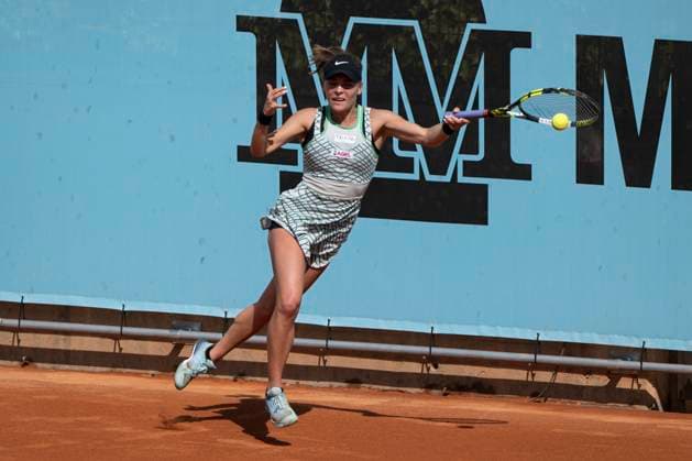 Czech tennis player Sara Bejlek in action during the third round of the Mutua Madrid Open 2024 tennis tournament against Ashlyn Krueger from USA, in Madrid, Spain, on April 28, 2024. (CTKxPhoto MartinxSidorjak) CTKPhotoP2024042803621  CTKPhotoP2024042803621