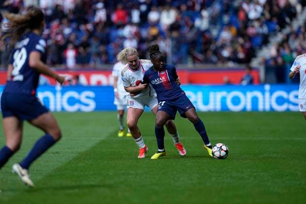 Delphine Cascarino (20) (OL) - SANDY BALTIMORE (21) FOOTBALL FEMININ : Paris Saint Germain Vs Olympique Lyonnais - Ligue des Champions - 28 04 2024 GlennGervot Panoramic 