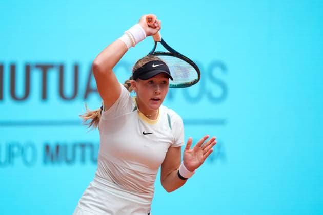 April 28, 2024, Madrid, Madrid, SPAIN: Mirra Andreeva of Russia in action against Marketa Vondrousova of Czech Republic during the Mutua Madrid Open 2024, ATP, Tennis Herren Masters 1000 and WTA, Tennis Damen 1000, tournament celebrated at Caja Magica on April 28, 2024 in Madrid, Spain. Madrid SPAIN - ZUMAa181 20240428_zaa_a181_060 Copyright: xOscarxJ.xBarrosox