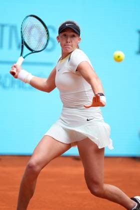 April 28, 2024, Madrid, Madrid, SPAIN: Mirra Andreeva of Russia in action against Marketa Vondrousova of Czech Republic during the Mutua Madrid Open 2024, ATP, Tennis Herren Masters 1000 and WTA, Tennis Damen 1000, tournament celebrated at Caja Magica on April 28, 2024 in Madrid, Spain. Madrid SPAIN - ZUMAa181 20240428_zaa_a181_062 Copyright: xOscarxJ.xBarrosox