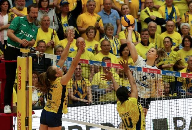 Stuttgart , Volleyball Bundesliga Womens PlayOff Final Game 5, SSC Palmberg Schwerin vs Allianz MTV Stuttgart , L R Nova Marring SSC Palmberg Schwerin , Jazmine White SSC Palmberg Schwerin , Eline Timmerman Allianz MTV Stuttgart