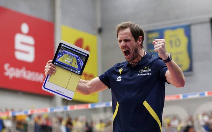 Stuttgart , Volleyball Bundesliga Womens PlayOff Final Game 5, SSC Palmberg Schwerin vs Allianz MTV Stuttgart , Coach Felix Koslowski SSC Palmberg Schwerin