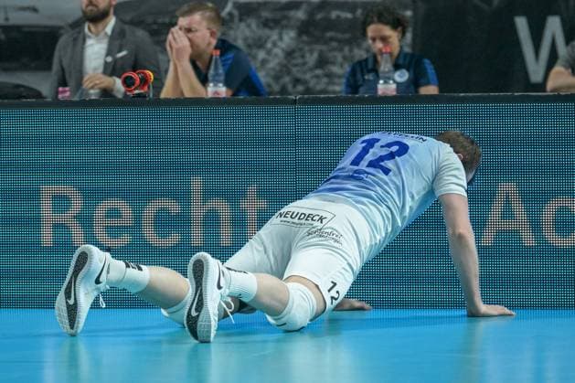 Berlin, Germany 28 April 2024 1 VBL 2023 2024 Final Sp 5 Berlin Recycling Volleys vs VfB Friedrichshafen In the picture Jan Fornal VfB Friedrichshafen dejected after trying to reach the ball Copyright: xFotostandx xReuhlx