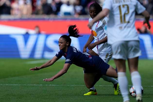 SAKINA KARCHAOUI (7) chute FOOTBALL FEMININ : Paris Saint Germain Vs Olympique Lyonnais - Ligue des Champions - 28 04 2024 GlennGervot Panoramic 
