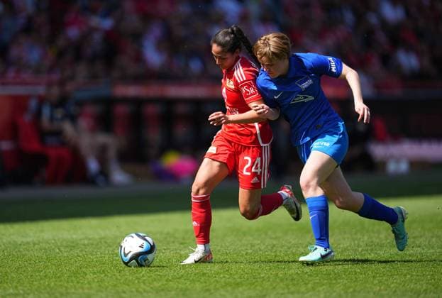 Fatma Sakar Union Berlin controls the ball, Regionalliga Nordost Frauen, Union Berlin vs Hertha Berlin, Stadion An der Alten Försterei on April 28, 2024 in Berlin, Germany Photo by Ulrik Pedersen DeFodi Images Fatma Sakar Union Berlin controls the ball, Regionalliga Nordost Frauen, Union Berlin vs Hertha Berlin, Stadion An der Alten Försterei on April 28, 2024 in Berlin, Germany Photo by Ulrik Pedersen DeFodi Images DFB DFL REGULATIONS PROHIBIT ANY USE OF PHOTOGRAPHS AS IMAGE SEQUENCES AND OR QUASI VIDEO Defodi 659 132255 01000896 Defodi-659 DFB DFL REGULATIONS PROHIBIT ANY USE OF PHOTOGRAPHS AS IMAGE SEQUENCES AND OR QUASI-VIDEO.