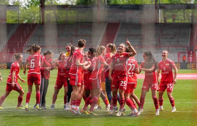 Union Berlin team, Regionalliga Nordost Frauen, Union Berlin vs Hertha Berlin, Stadion An der Alten Försterei on April 28, 2024 in Berlin, Germany Photo by Ulrik Pedersen DeFodi Images Union Berlin team, Regionalliga Nordost Frauen, Union Berlin vs Hertha Berlin, Stadion An der Alten Försterei on April 28, 2024 in Berlin, Germany Photo by Ulrik Pedersen DeFodi Images DFB DFL REGULATIONS PROHIBIT ANY USE OF PHOTOGRAPHS AS IMAGE SEQUENCES AND OR QUASI VIDEO Defodi 659 150147 01000326 Defodi-659 DFB DFL REGULATIONS PROHIBIT ANY USE OF PHOTOGRAPHS AS IMAGE SEQUENCES AND OR QUASI-VIDEO.