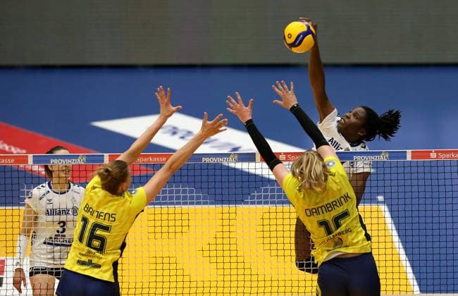 Stuttgart , Volleyball Bundesliga Womens PlayOff Final Game 5, SSC Palmberg Schwerin vs Allianz MTV Stuttgart , L R Indy Baijens SSC Palmberg Schwerin , Elles Dambrink SSC Palmberg Schwerin , Krystal Rivers Allianz MTV Stuttgart