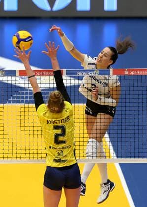 Stuttgart , Volleyball Bundesliga Womens PlayOff Final Game 5, SSC Palmberg Schwerin vs Allianz MTV Stuttgart , L R Pia KÅ stner SSC Palmberg Schwerin , Maria Segura Palleres Allianz MTV Stuttgart