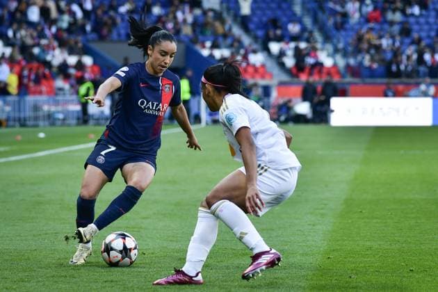 PSG vs Olympique Lyonnais Women Champions League FA Paris Saint-Germain?s defender Sakina Karchaoui fights for the ball during the Women s UEFA Champions League football match between Paris Saint-Germain and Olympique Lyonnais at the Parc des Princes stadium in Paris, on April 28, 2024. Photo by Firas Abdullah ABACAPRESS.COM  Copyright: xAbdullahxFiras ABACAx