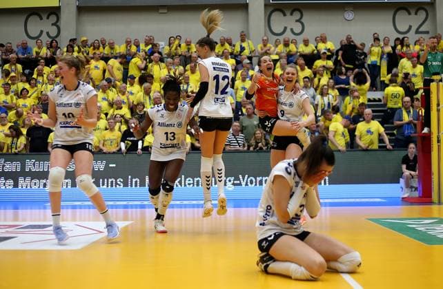 Stuttgart , Volleyball Bundesliga Womens PlayOff Final Game 5, SSC Palmberg Schwerin vs Allianz MTV Stuttgart , Allianz MTV Stuttgart celebrates winning the German Volleyball Championship