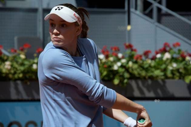 Mutua Madrid Open - Day Six Elena Rybakina of Kazakhstan is in action during the 2024 ATP, Tennis Herren Tour Madrid Open tennis tournament at Caja Magica in Madrid, Spain, on April 28, 2024. Madrid Spain  Copyright: xJuanxCarlosxLucasx originalFilename:lucas-notitle240428_npxdm.jpg