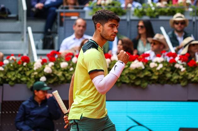 April 28, 2024, Usera, Madrid, Spain: Carlos Alcaraz of Spain plays against Thiago Seyboth Wild of Brazil (not pictured) on Day Seven of the Mutua Madrid Open 2024 tournament at La Caja Magica. Carlos Alcaraz won 6-3, 6-3. Usera Spain - ZUMAs197 20240428_aaa_s197_069 Copyright: xMiguelxReisx